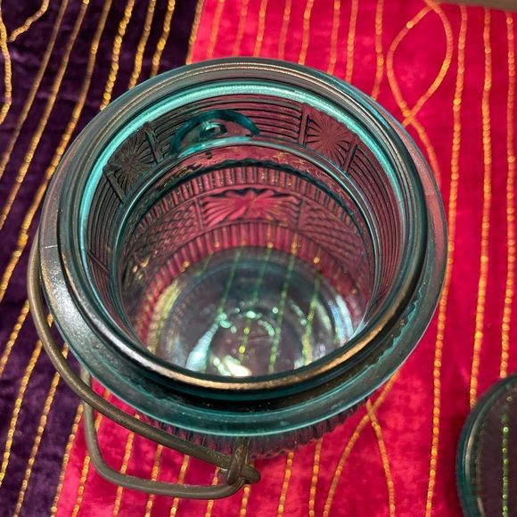 Mason Avon Collectible Jar - Picture 4 of 7